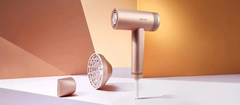 Uscător de păr Philips BHD839/00